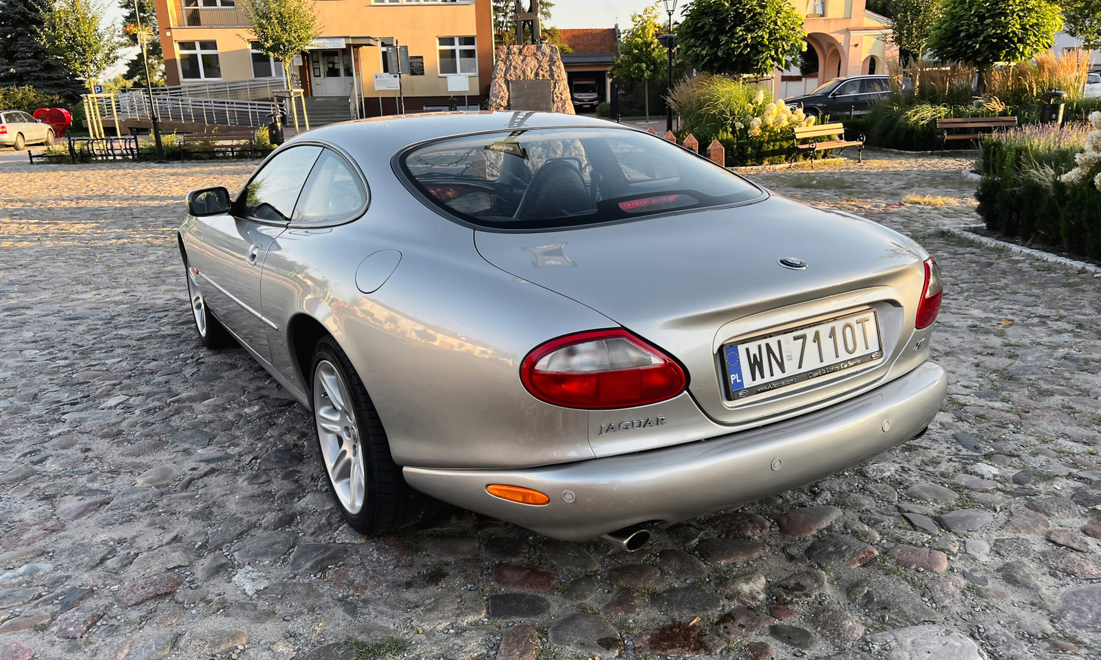 Jaguar XK8 - zdjęcie nr 9