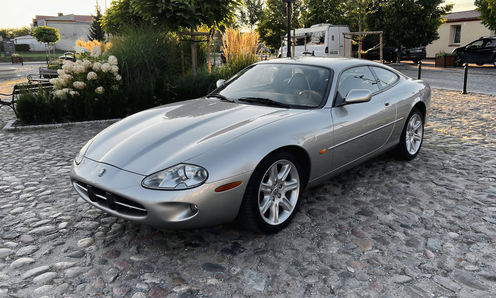 Jaguar XK8 - zdjęcie nr 6